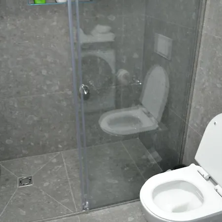 Albania Haven 7 Mine Peza Apartmán *