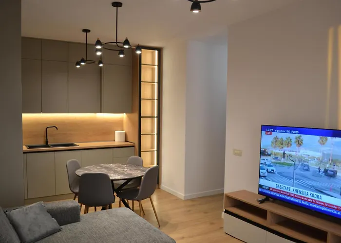 Albania Haven 7 Mine Peza 公寓