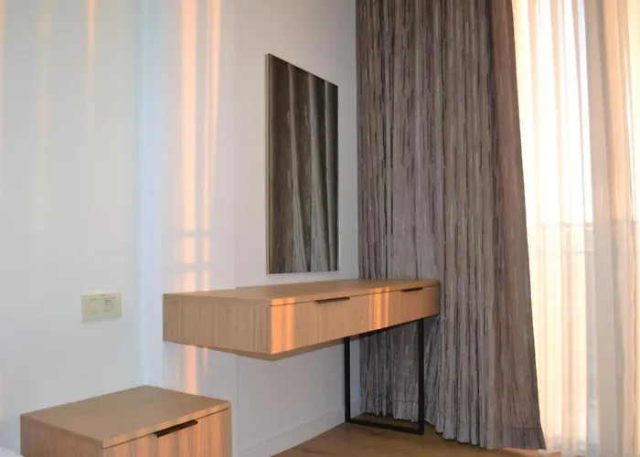 Albania Haven 7 Mine Peza 公寓