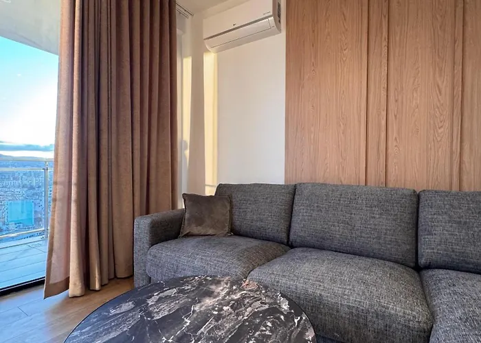 Albania Haven 7 Mine Peza 公寓