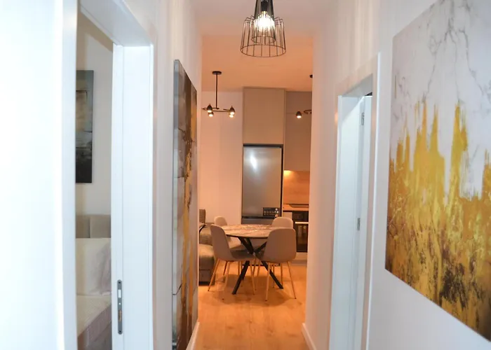 Albania Haven 7 Mine Peza 地拉那